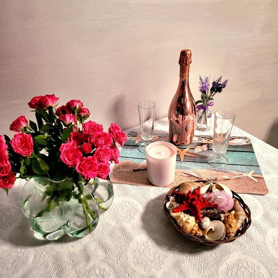 Zen Garden Apartament De Lux Nou Pe Malul Marii Констанца Екстериор снимка