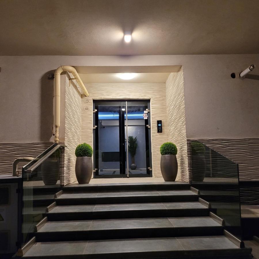 Zen Garden Apartament De Lux Nou Pe Malul Marii Констанца Екстериор снимка